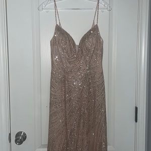 MAY QUEEN PROM DRESS SIZE:2 BRAND NEW   USED ONCE